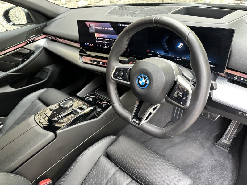 2026 (75) BMW I5 eDrive40 M Sport Pro Saloon  5862780
