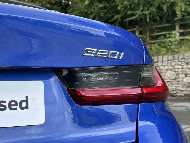 2026 (75) BMW 3 SERIES 320i M Sport 4dr Saloon 5846956