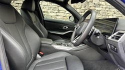 2026 (75) BMW 3 SERIES 320i M Sport 4dr Saloon 5846939