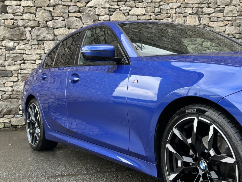 2026 (75) BMW 3 SERIES 320i M Sport 4dr Saloon 5847000