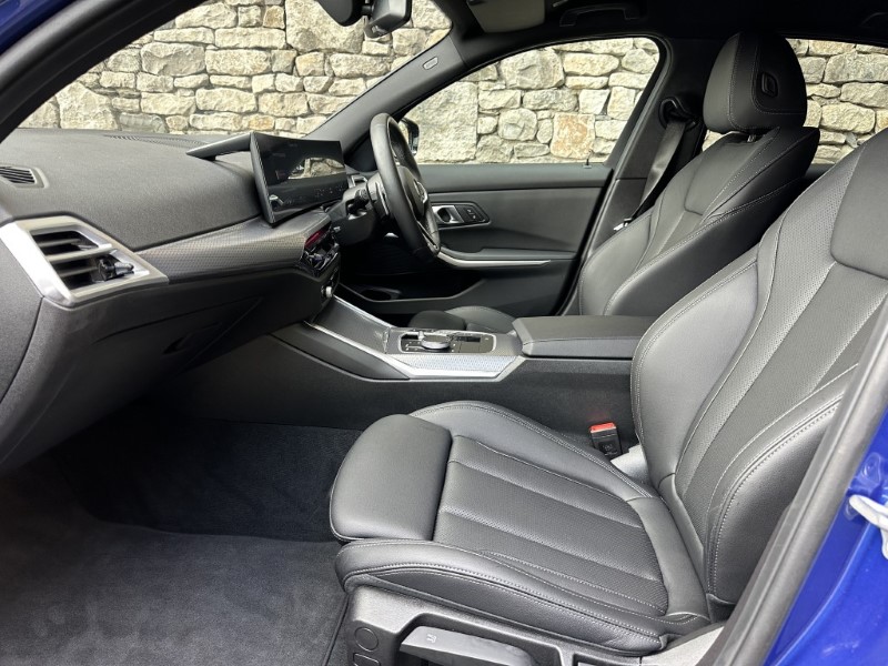 2026 (75) BMW 3 SERIES 320i M Sport 4dr Saloon 5846986