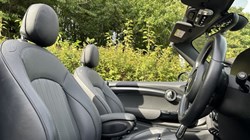 2021 (71) MINI CONVERTIBLE 1.5 Cooper Exclusive 2dr Auto 5862621
