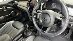 2021 (71) MINI CONVERTIBLE 1.5 Cooper Exclusive 2dr Auto 5862550