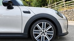 2021 (71) MINI CONVERTIBLE 1.5 Cooper Exclusive 2dr Auto 5862543