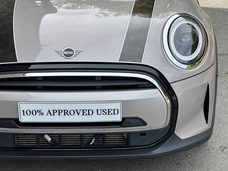2021 (71) MINI CONVERTIBLE 1.5 Cooper Exclusive 2dr Auto 5862567