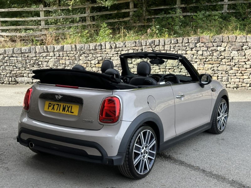 2021 (71) MINI CONVERTIBLE 1.5 Cooper Exclusive 2dr Auto 5862607
