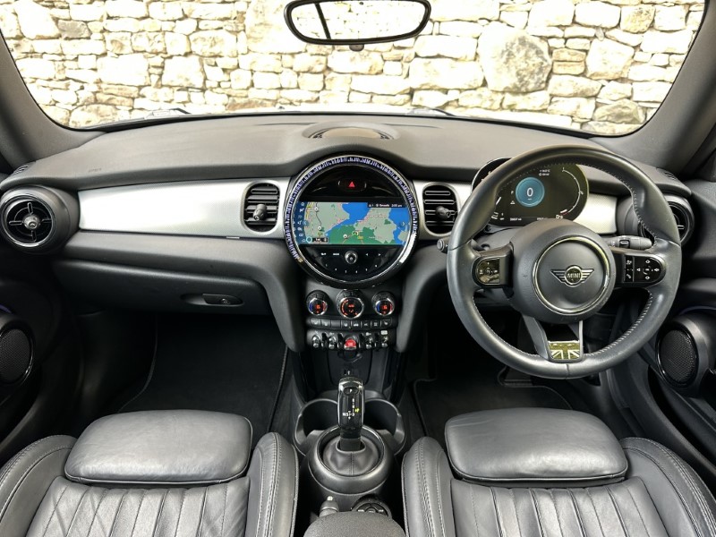 2021 (71) MINI CONVERTIBLE 1.5 Cooper Exclusive 2dr Auto 5862595