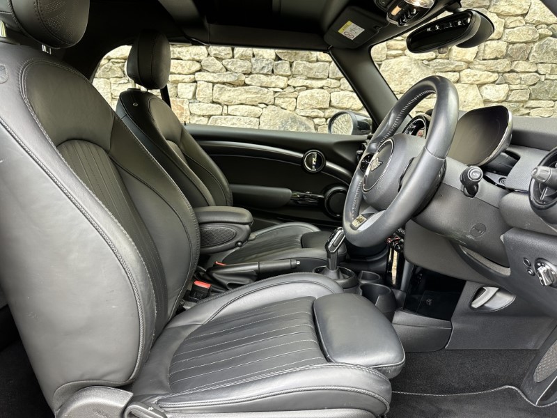 2021 (71) MINI CONVERTIBLE 1.5 Cooper Exclusive 2dr Auto 5862552