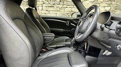 2021 (71) MINI CONVERTIBLE 1.5 Cooper Exclusive 2dr Auto 5862552