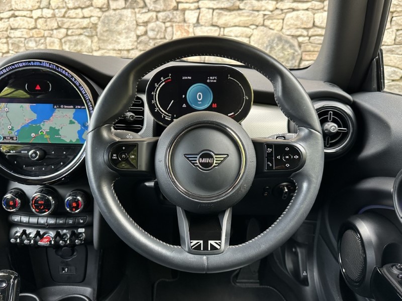 2021 (71) MINI CONVERTIBLE 1.5 Cooper Exclusive 2dr Auto 5862592