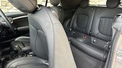 2021 (71) MINI CONVERTIBLE 1.5 Cooper Exclusive 2dr Auto 5862579