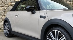 2021 (71) MINI CONVERTIBLE 1.5 Cooper Exclusive 2dr Auto 5862623