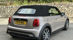 2021 (71) MINI CONVERTIBLE 1.5 Cooper Exclusive 2dr Auto 5862606
