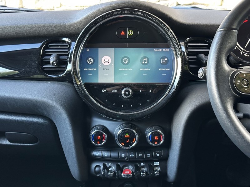 2024 (73) MINI HATCHBACK 1.5 Cooper Classic Premium 5dr Auto 5952066