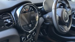 2024 (73) MINI HATCHBACK 1.5 Cooper Classic Premium 5dr Auto 5952042