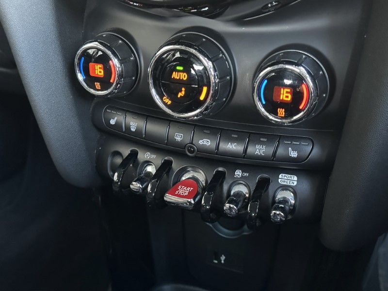 2024 (73) MINI HATCHBACK 1.5 Cooper Classic Premium 5dr Auto 5952032