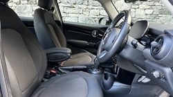 2024 (73) MINI HATCHBACK 1.5 Cooper Classic Premium 5dr Auto 5952023
