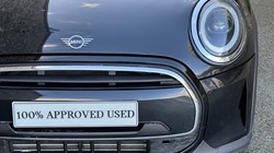 2024 (73) MINI HATCHBACK 1.5 Cooper Classic Premium 5dr Auto 5952047