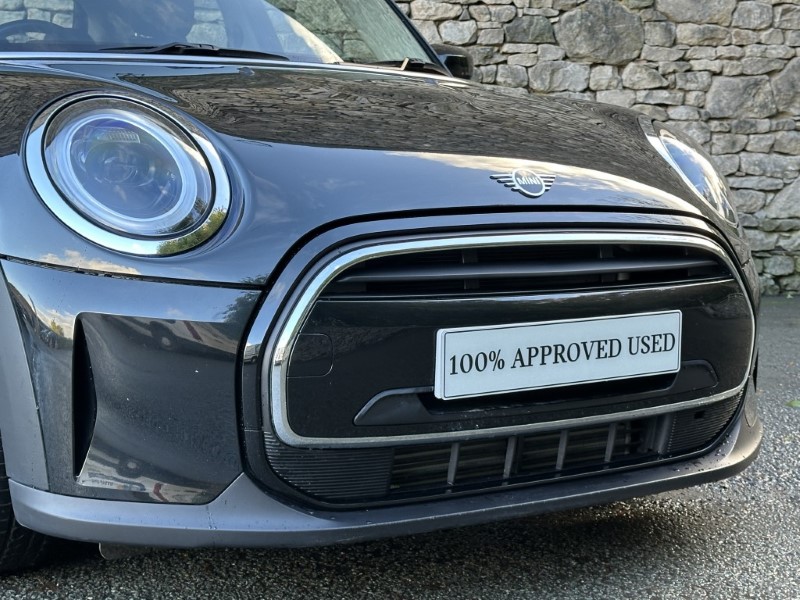 2024 (73) MINI HATCHBACK 1.5 Cooper Classic Premium 5dr Auto 5952074