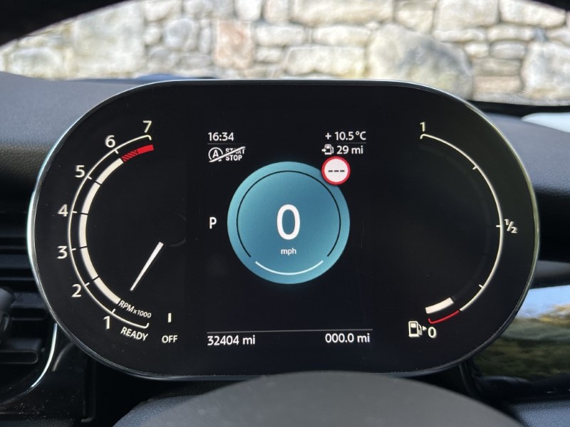 2024 (73) MINI HATCHBACK 1.5 Cooper Classic Premium 5dr Auto 5952055
