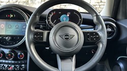 2024 (73) MINI HATCHBACK 1.5 Cooper Classic Premium 5dr Auto 5952063