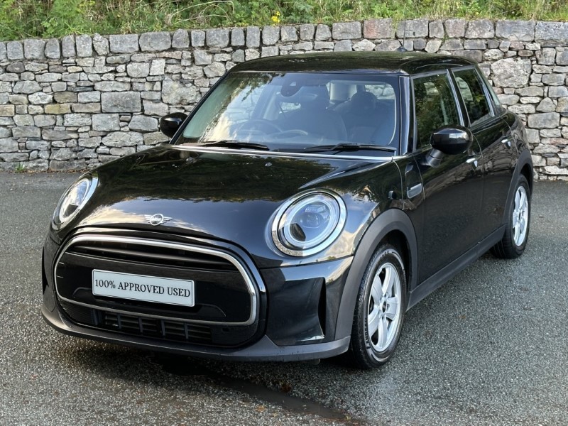 2024 (73) MINI HATCHBACK 1.5 Cooper Classic Premium 5dr Auto 5952067
