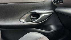 2023 (23) TOYOTA YARIS CROSS 1.5 Hybrid Excel 5dr CVT 5894119