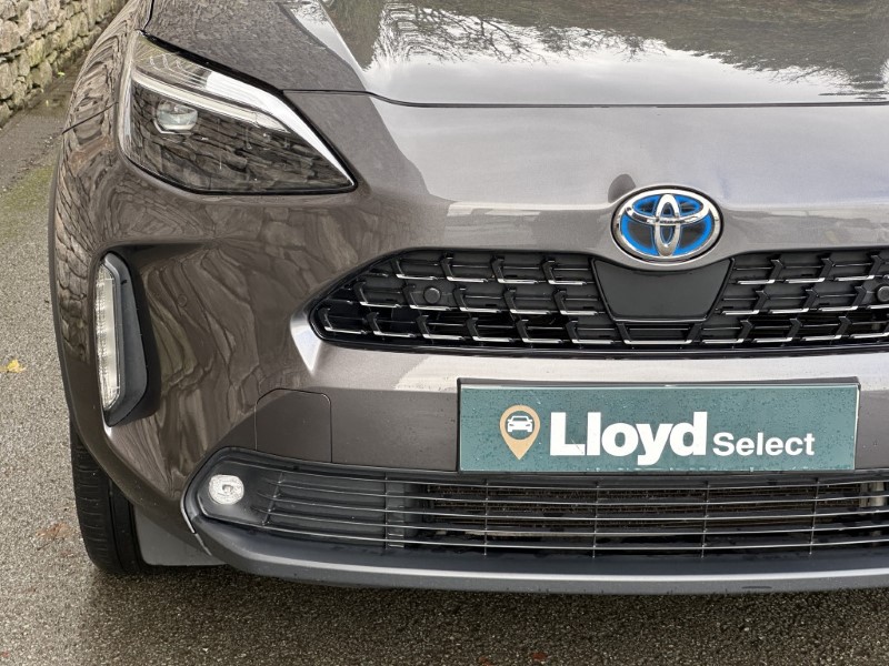 2023 (23) TOYOTA YARIS CROSS 1.5 Hybrid Excel 5dr CVT 5894125