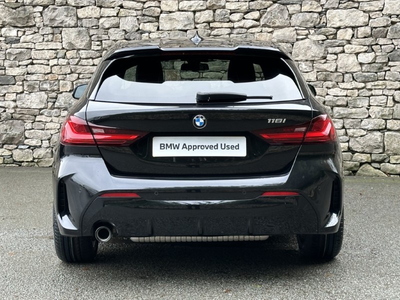 2023 (23) BMW 1 SERIES 118i M Sport 5dr  5910690
