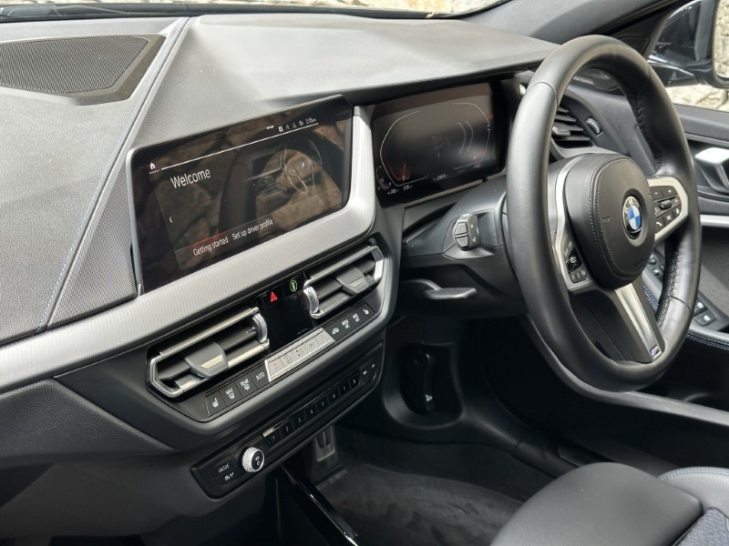 2023 (23) BMW 1 SERIES 118i M Sport 5dr  5910679