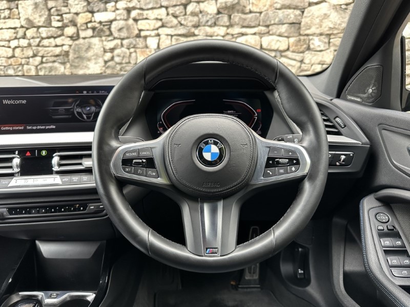 2023 (23) BMW 1 SERIES 118i M Sport 5dr  5910696