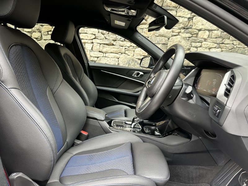 2023 (23) BMW 1 SERIES 118i M Sport 5dr  5910659