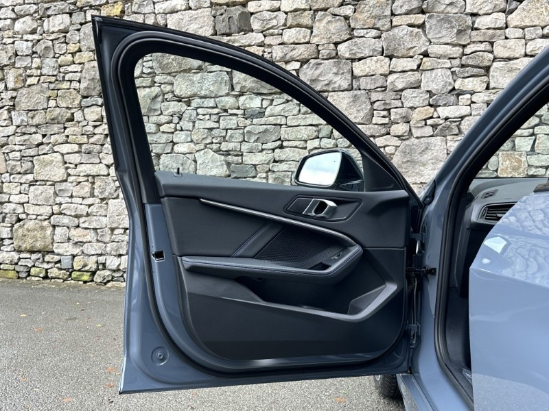 2024 (73) BMW 1 SERIES 118i M Sport 5dr  5903117