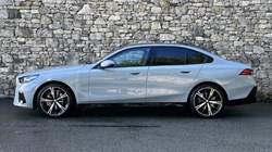 2026 (75) BMW 5 SERIES 520i M Sport Saloon 5863402
