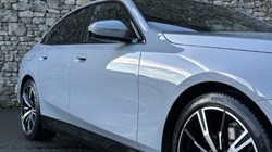 2026 (75) BMW 5 SERIES 520i M Sport Saloon 5863445