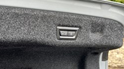 2026 (75) BMW 5 SERIES 520i M Sport Saloon 5863381
