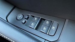 2023 (23) BMW X6 xDrive40d MHT M Sport 5dr 5867010