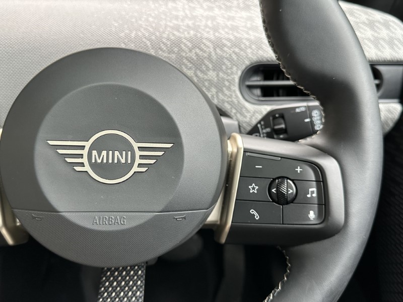 2024 (24) MINI COOPER 2.0 S Exclusive 3dr Auto 5914902