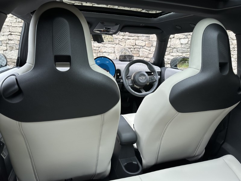 2024 (24) MINI COOPER 2.0 S Exclusive 3dr Auto 5914951
