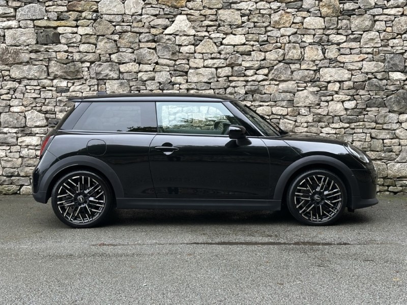 2024 (24) MINI COOPER 2.0 S Exclusive 3dr Auto 5914884