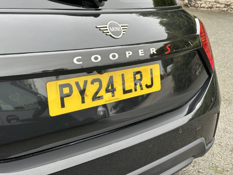 2024 (24) MINI COOPER 2.0 S Exclusive 3dr Auto 5914886