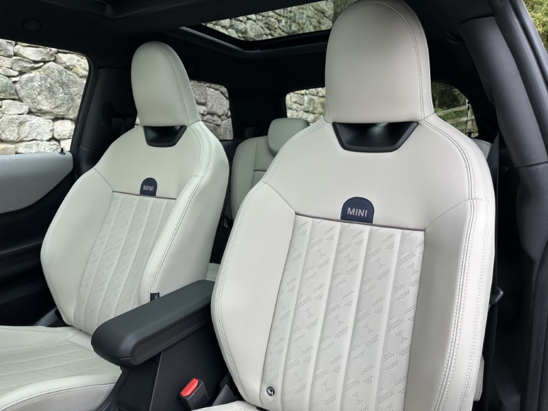 2024 (24) MINI COOPER 2.0 S Exclusive 3dr Auto 5914913