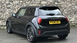 2024 (24) MINI COOPER 2.0 S Exclusive 3dr Auto 1