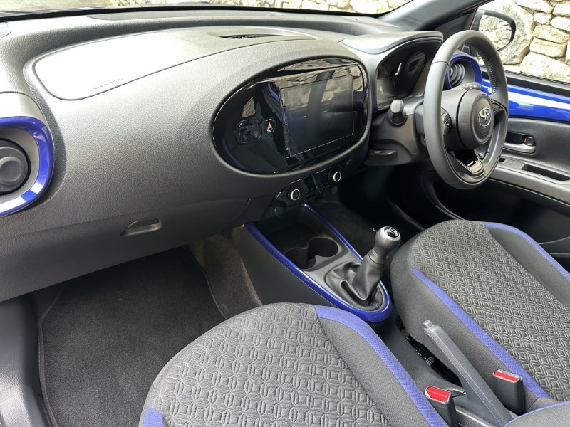 2025 (75) TOYOTA AYGO X 1.0 VVT-i Edge 5dr 5913666