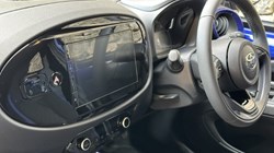 2025 (75) TOYOTA AYGO X 1.0 VVT-i Edge 5dr 5913667