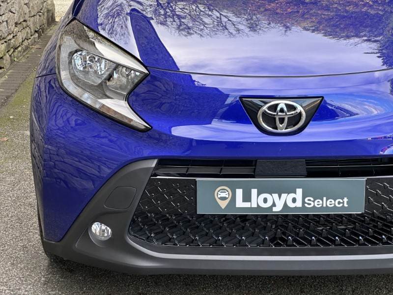 2025 (75) TOYOTA AYGO X 1.0 VVT-i Edge 5dr 5913660