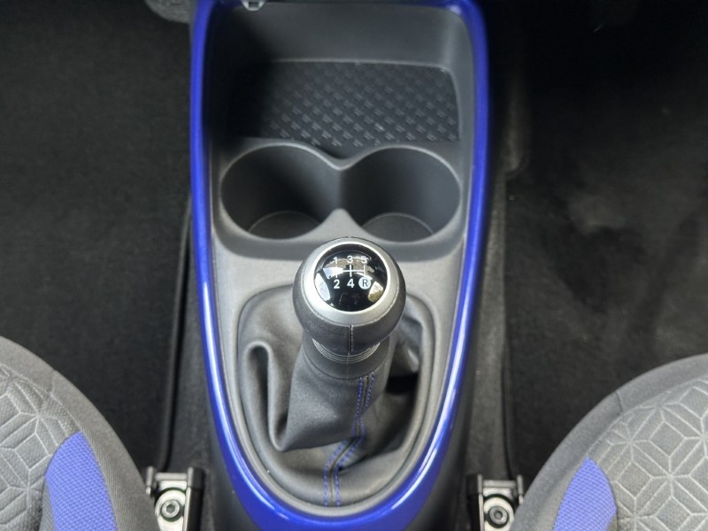 2025 (75) TOYOTA AYGO X 1.0 VVT-i Edge 5dr 5913679