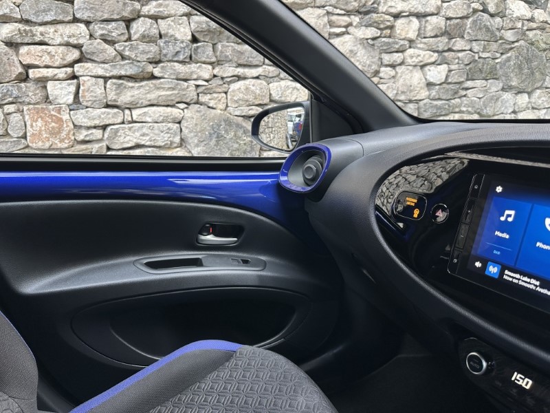 2025 (75) TOYOTA AYGO X 1.0 VVT-i Edge 5dr 5913651