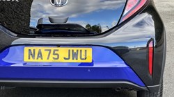 2025 (75) TOYOTA AYGO X 1.0 VVT-i Edge 5dr 5913643