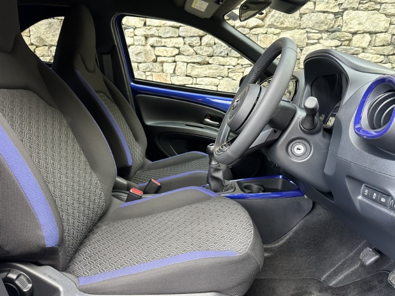 2025 (75) TOYOTA AYGO X 1.0 VVT-i Edge 5dr 5913649